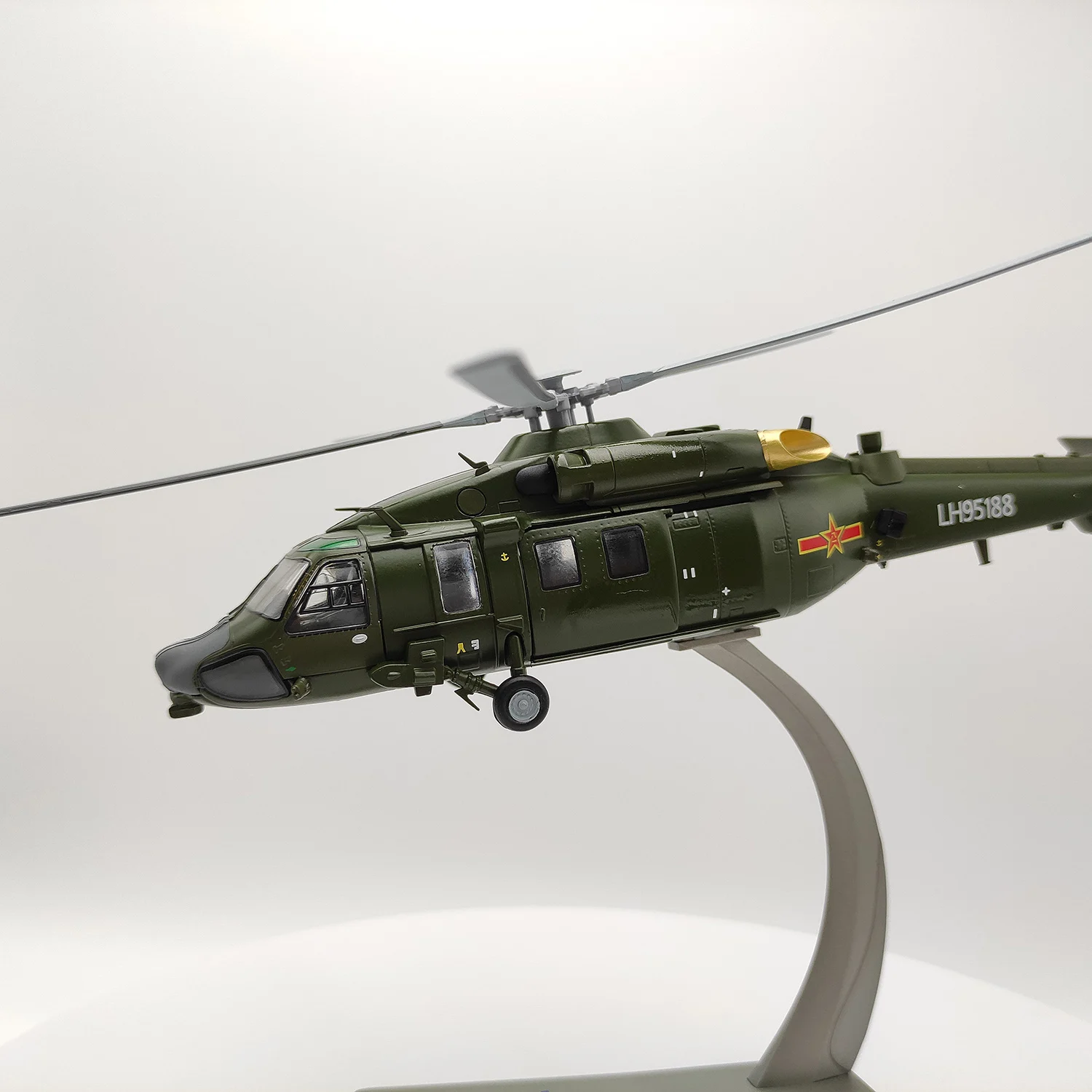다이캐스트 1:72 스케일 Z-20 LH95188 전술 - Rc Helicopter Hobby Grade 리뷰 및 가격